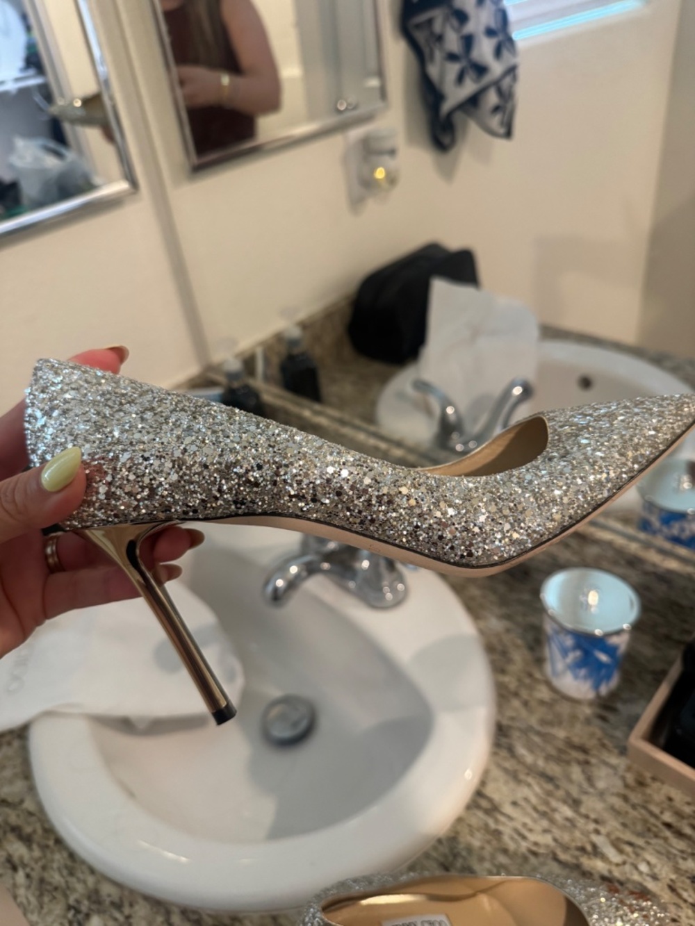 Jimmy Choo - Picture 3 of 4
